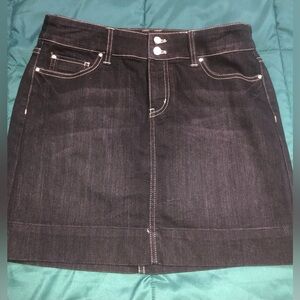 White House Black Market Denim Skirt Black Solid Celebrate Happiness Sz 4 W 31”
